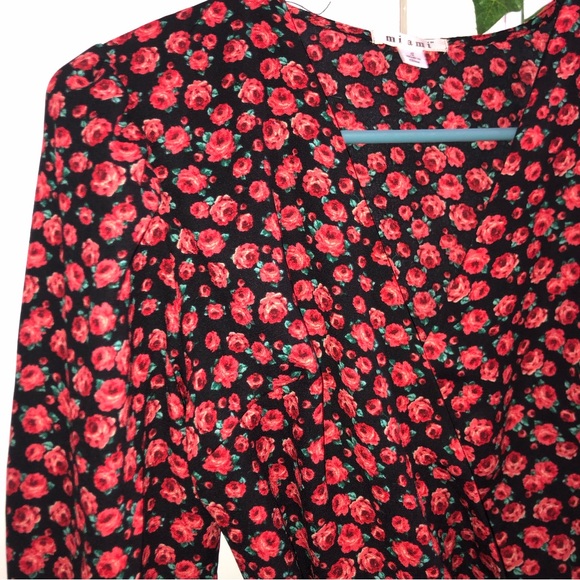 Black and Red Rose Patterned Wrap Dress - Picture 1 of 5